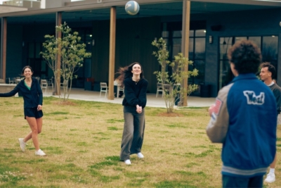 YAM Stay Connected WEB